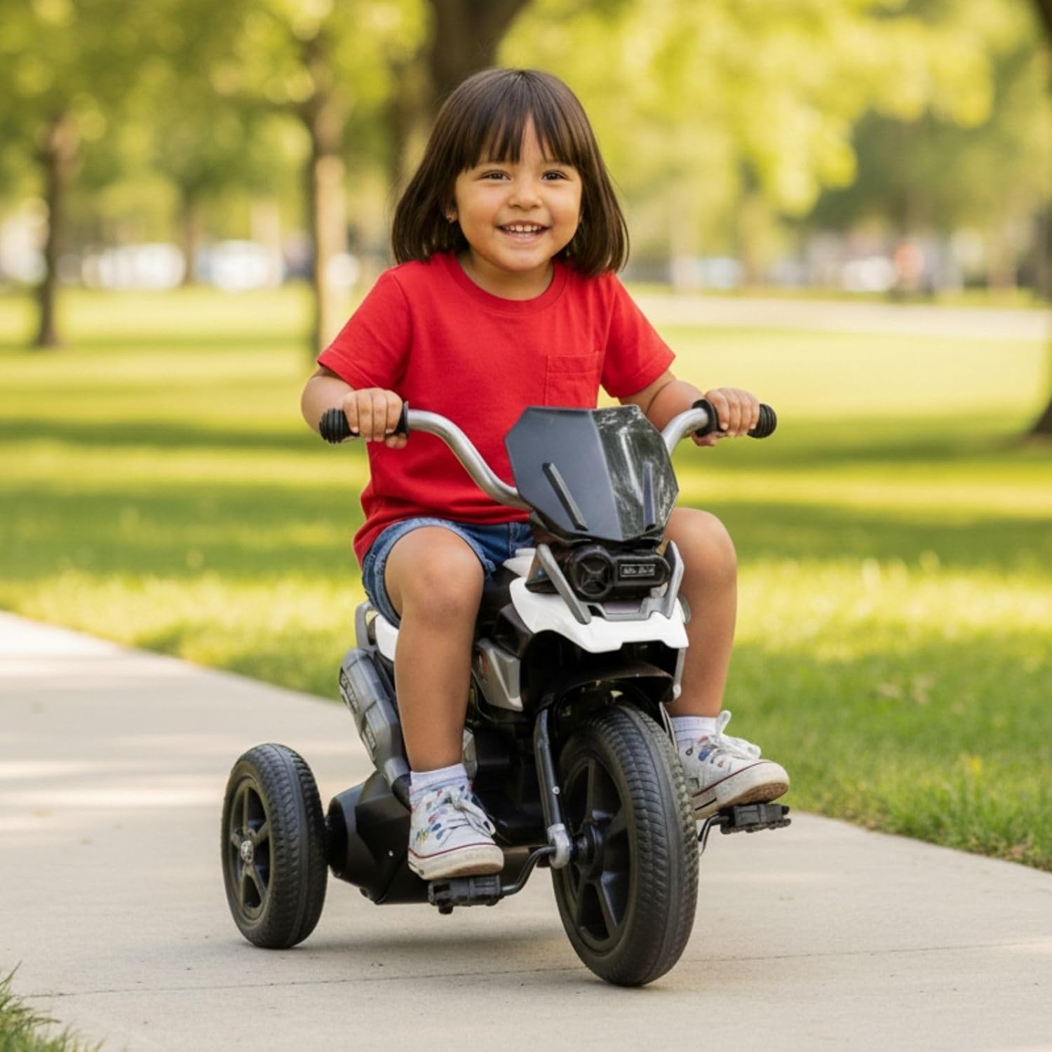 Triciclo Motoca Infantil de Passeio com Pedal 3 Rodas Brinquedo com Música