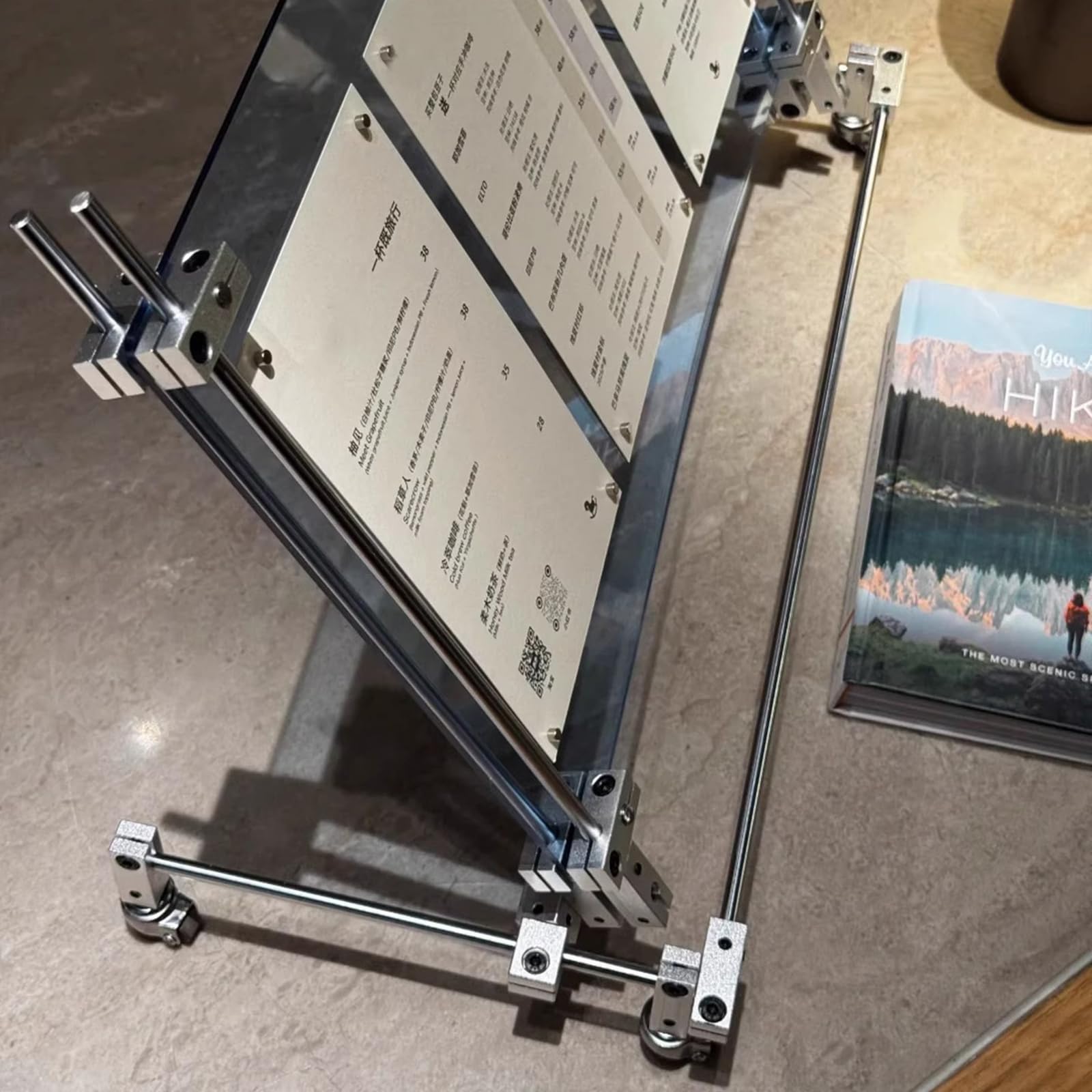 Soporte De Menú Acrílico De 40×25 Cm, Expositor De Mesa Transparente con Base De Acero Inoxidable Y Ruedas, Ideal para Restaurantes, Oficinas, Tiendas Y Ferias