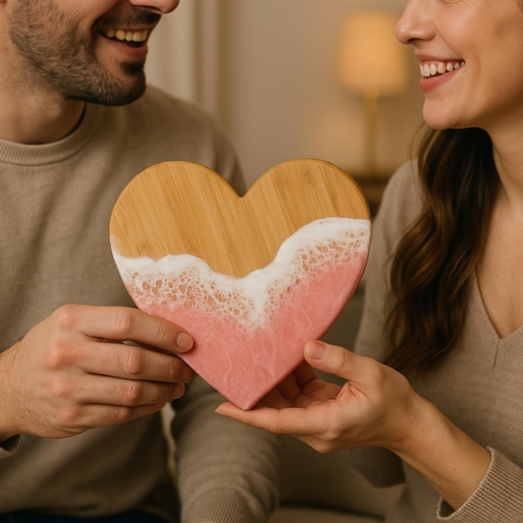 Set di 12 mini vassoi da portata reversibili in bambù a forma di cuore, 20,3 cm, con scanalatura per succo per incisione, idea regalo, eventi, decorazione per la casa