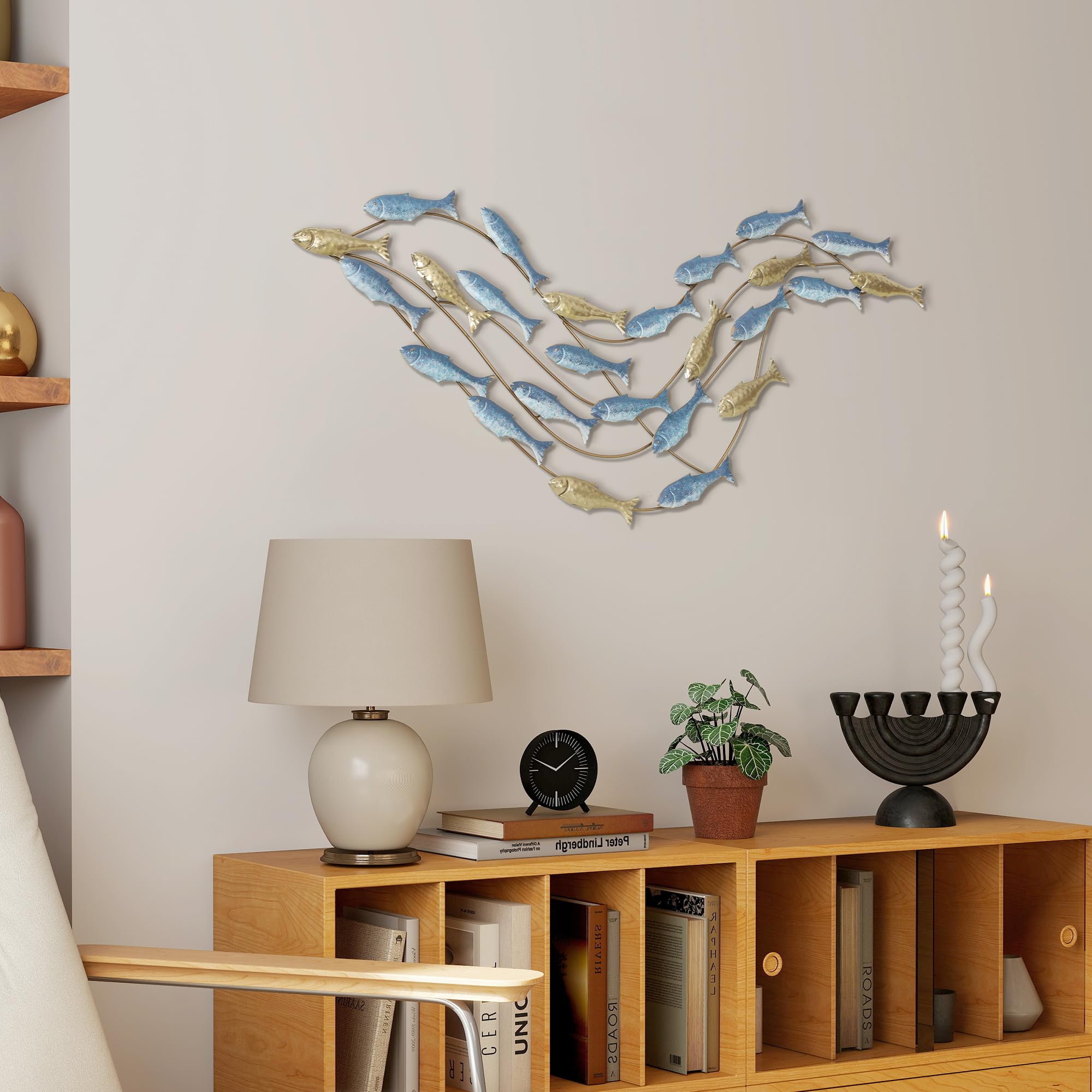 HOMCOM Decorazione Parete di Banco di Pesci con Viti Incluse per Casa e Ufficio, Wall Decor in Metallo, 99.7x3.8x50.2 cm, Oro e Blu