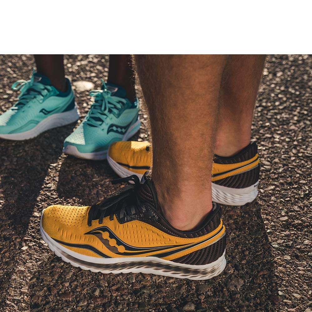 Saucony Unisex Kinvara 11 Sneaker, gelb, 44 EU