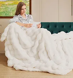 Light Beige Twin Fuzzy Faux Fur Throw Blanket for Couch Bedroom Living Room Furry Soft Fluffy Bed 60x80 Thick Warm Blanket for Winter Home Gifts 860 GSM