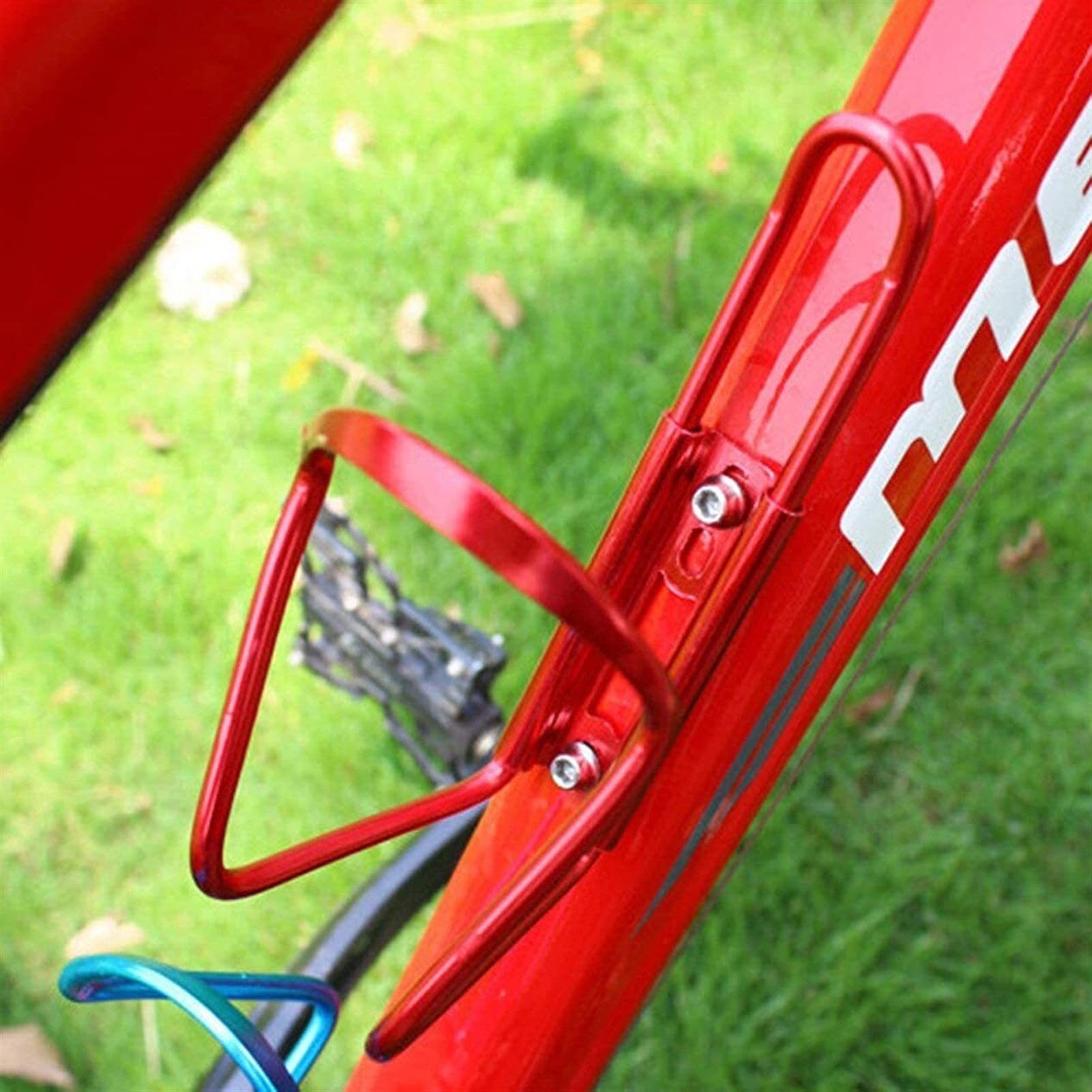 Rowerowy koszyk na bidon Road Mountain Bike uchwyt na kubek wody koszyk na bidon akcesoria do sprzętu jeździeckiego uniwersalny koszyk na bidon (2 szt.) (kolor: srebrny) (kolor: Rood) (Rood)