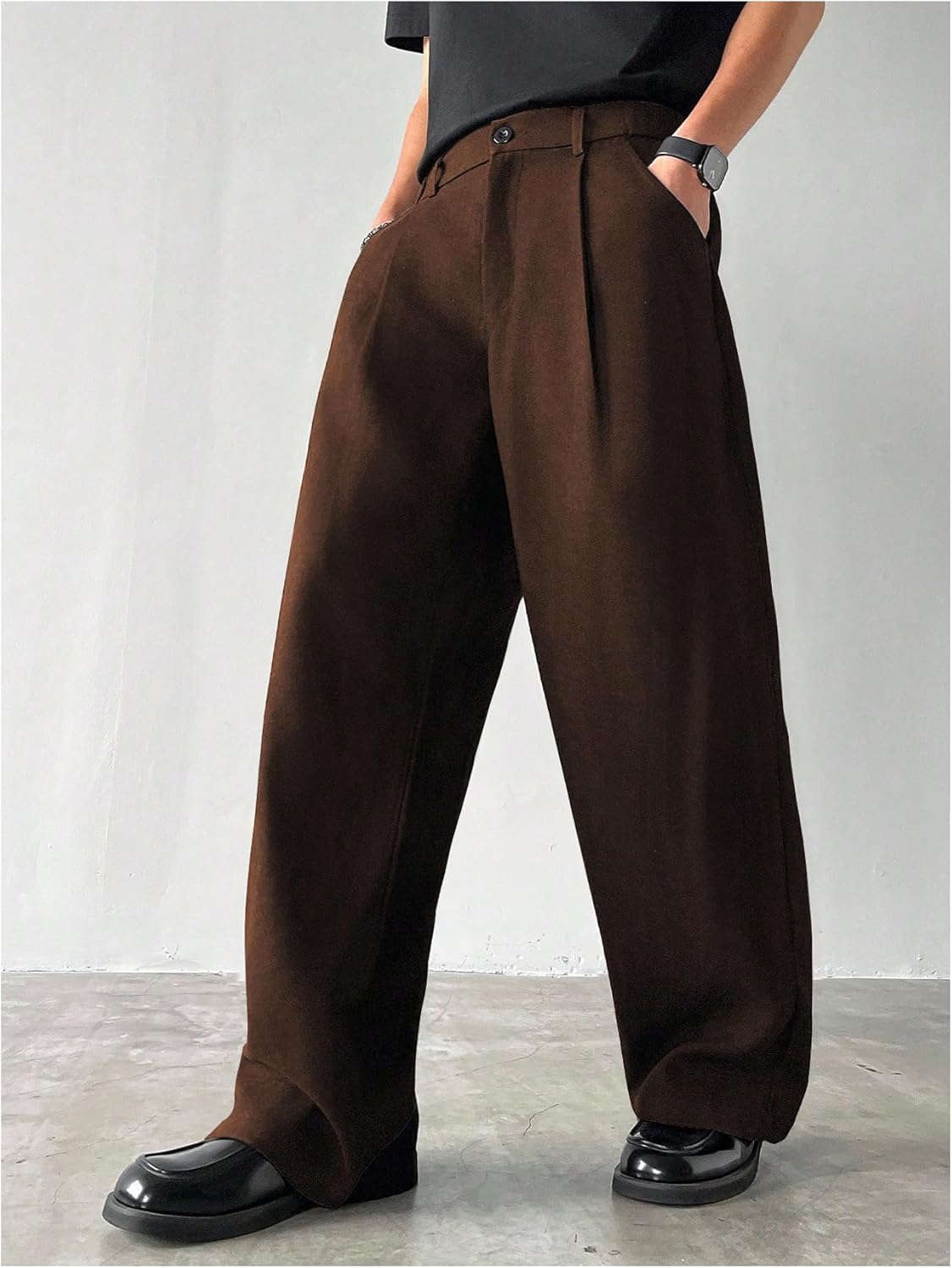 OYOANGLE Men's Pleated Dress Pants Zipper Fly Straight Leg Business Casual Trousers with Pockets