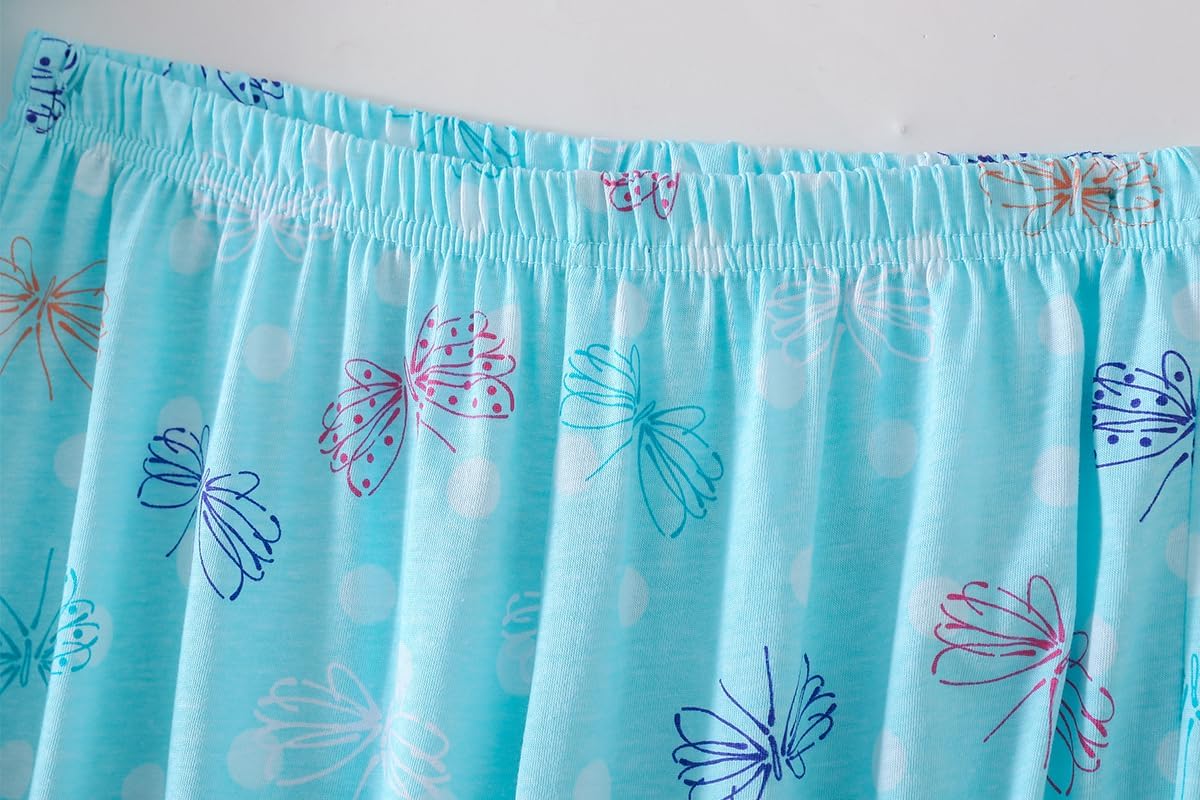 HOWINCO Women Valentine's Plus Size Pajama Set Cute Heart Tops with Capri Pants Pjs Fun Sleepwear Set - Image 6