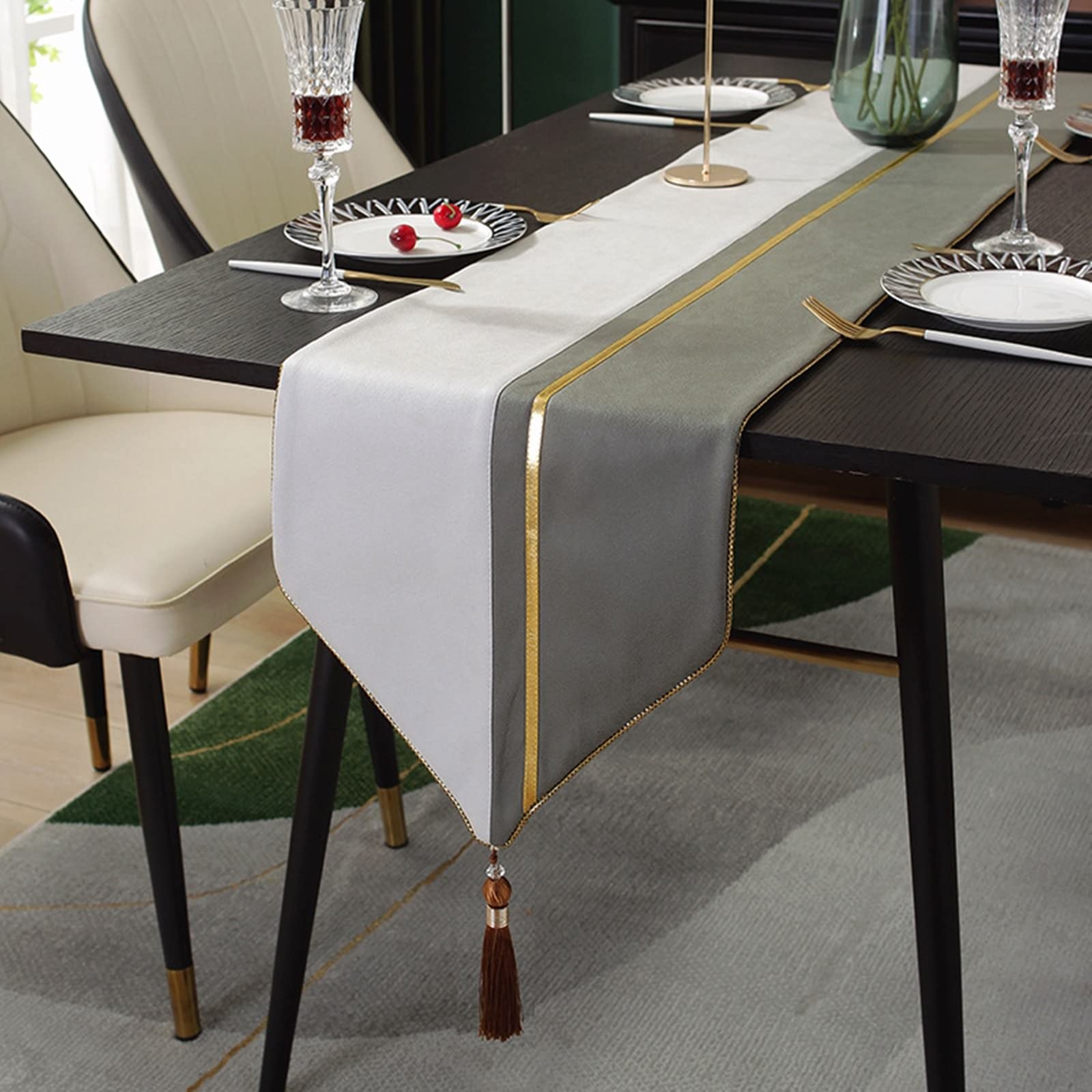 Chemin de table gris en polyester uni 220x33 cm pour meuble et salon
