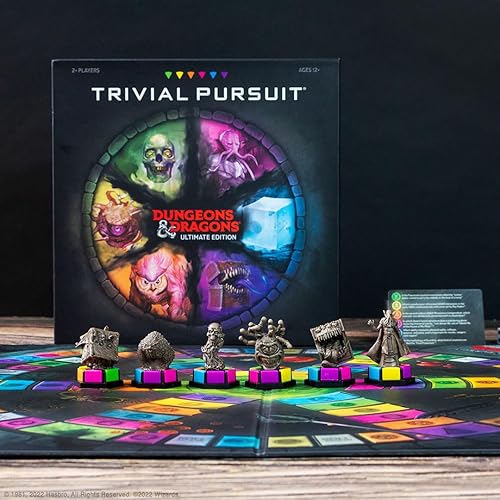 Miniatura 2 de Trivial Pursuit: Dungeons & Dragons Ultimate Edition | Juego de mesa coleccionable de trivia con 6 Monster Movers y 1800 preguntas en 6 categorías |