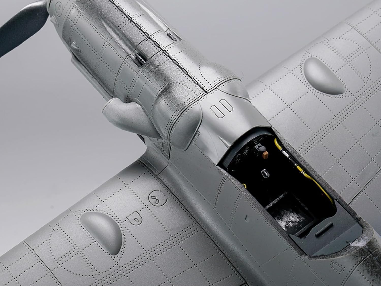 Border Models BF-001 1/35 Messerschmitt Bf109G6 Fighter Airplane Model Kit (Ltd Edition)