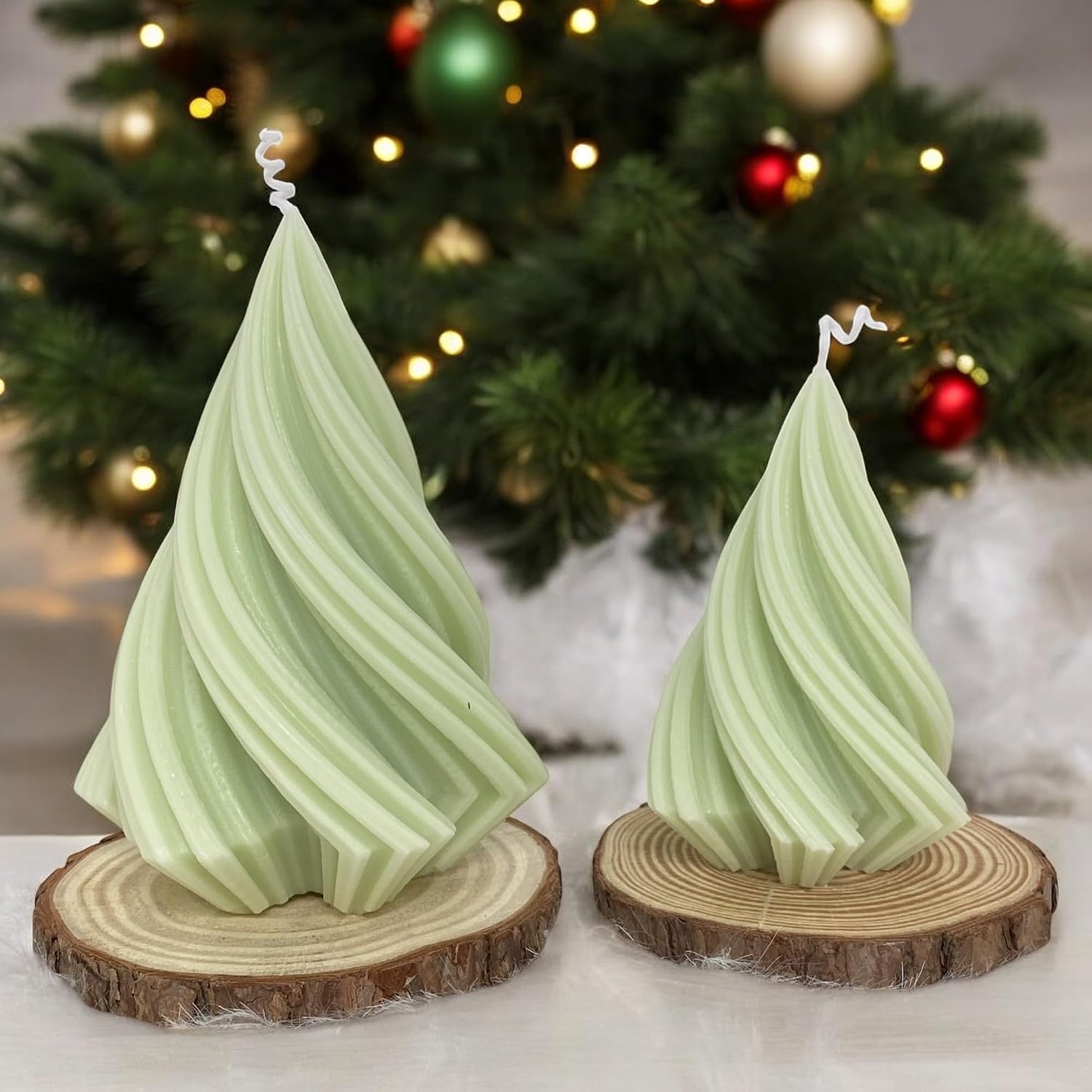 1 Pc. Christmas Tree Scented Candle - Cinnamon & Vanilla - Handmade X-mas Candle Gifts for Christmas Decor Party Bedroom Room Table Holiday New Year Decorations