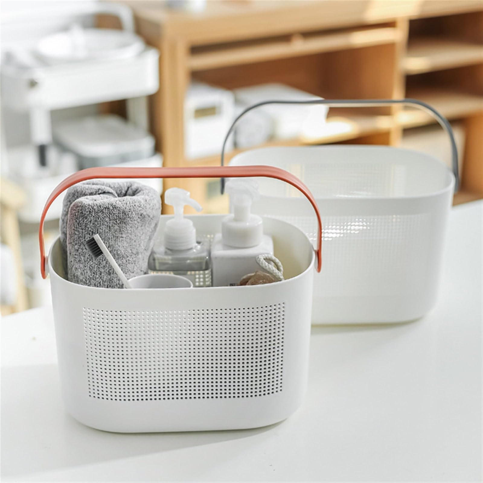 Cesta de ducha portátil con agujeros de drenaje y asas prácticas para almacenamiento en el baño