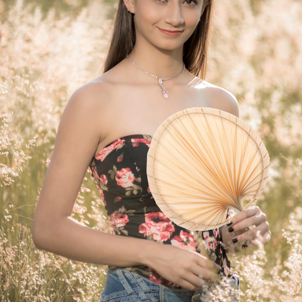PRETYZOOM Portable Hand Fan Natural Palm Leaf Cooling Fan for Summer Day Outdoor Use Rustic Wedding Party Decoration