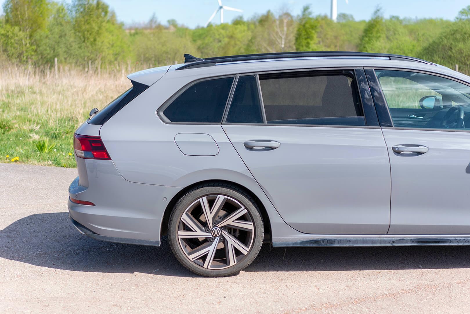 Satz Car Shades kompatibel mit Volkswagen Golf VIII Variant 2020- (6-teilig) Passgenaue Sonnenschutzblenden