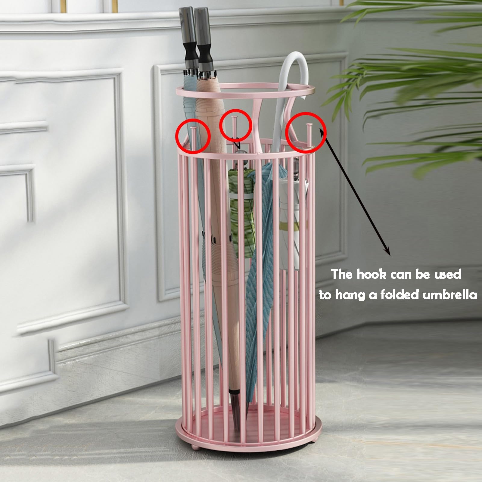 Soporte de paraguas de metal dorado con bandeja de goteo, rack de pared de 3 ganchos para paraguas mojados, palos para caminar, postes de trekking.Soporte de piso de ahorro de espacio para entrada, sa