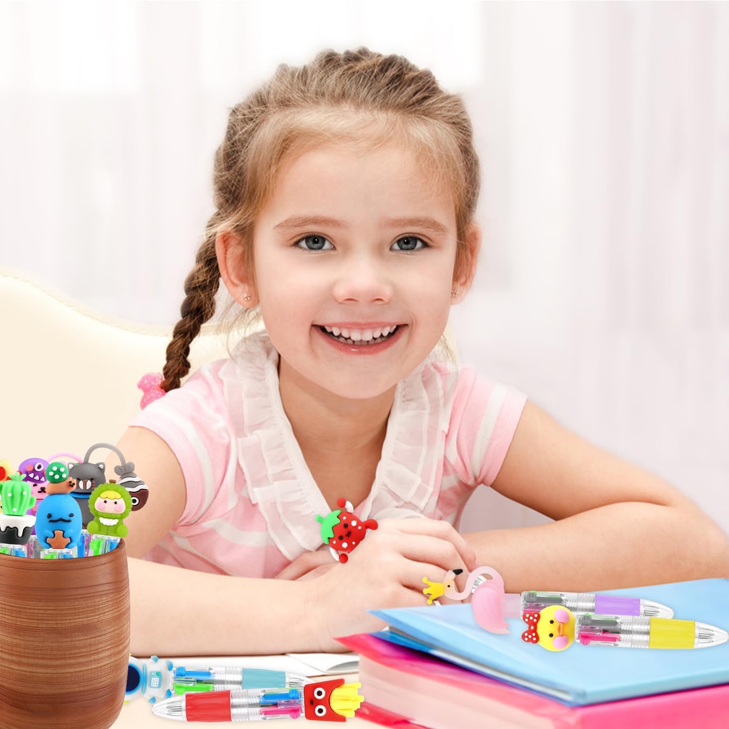 AOOSU Stylos À Bille Kawaii, 26Pcs Stylo 4 Couleurs En 1, Mini Mignon Stylo Bille Rétractable Mini Stylos Enfant Cadeaux Anniversaire Enfants Invites Pour Fête Gadget Anniversaire Enfant