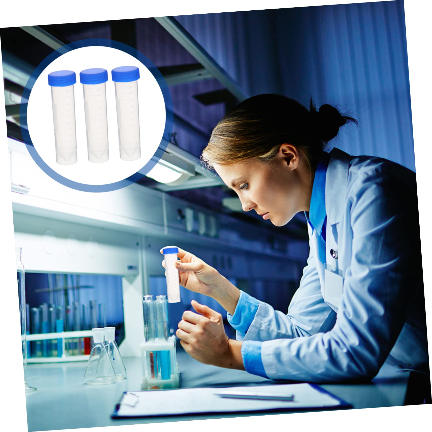 Freistehende Zentrifugenröhrchen 50 Ml Volumen 50 Stück aus Kunststoff Klare Skalierung mit Schraubverschluss Zufällige Farbe für Labor und Biochemie Anwendungen