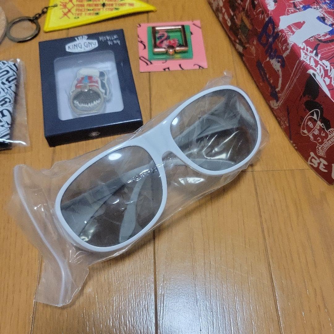 Amazon.co.jp: King Gnu 常田 スマホリング 売り : 家電＆カメラ