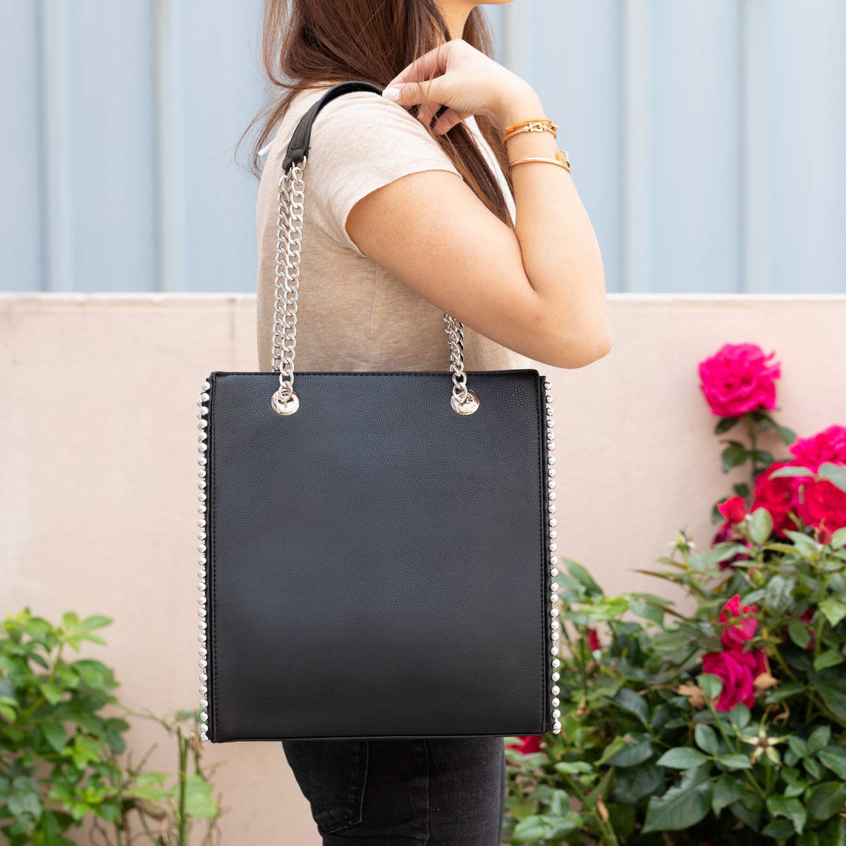CRAZYCHIC - Damen Ketten Handtasche - Tote Shopper Nieten Perlen - PU Leder Schultertasche Rechteckig - Medium Große Shopping Bag - Frauen Elegante Moderne Tragetasche - Mode Stilvoll - Schwarz
