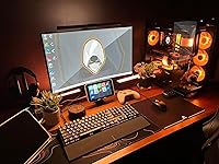 Review Image by Camilo Martinez