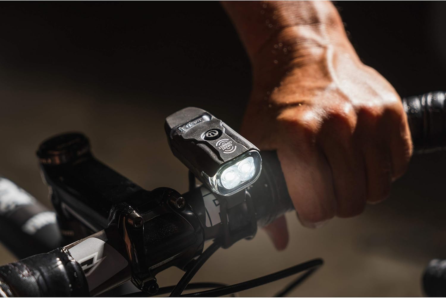 Lezyne KTV Drive Headlight and KTV Pro Smart Taillight Set: Black