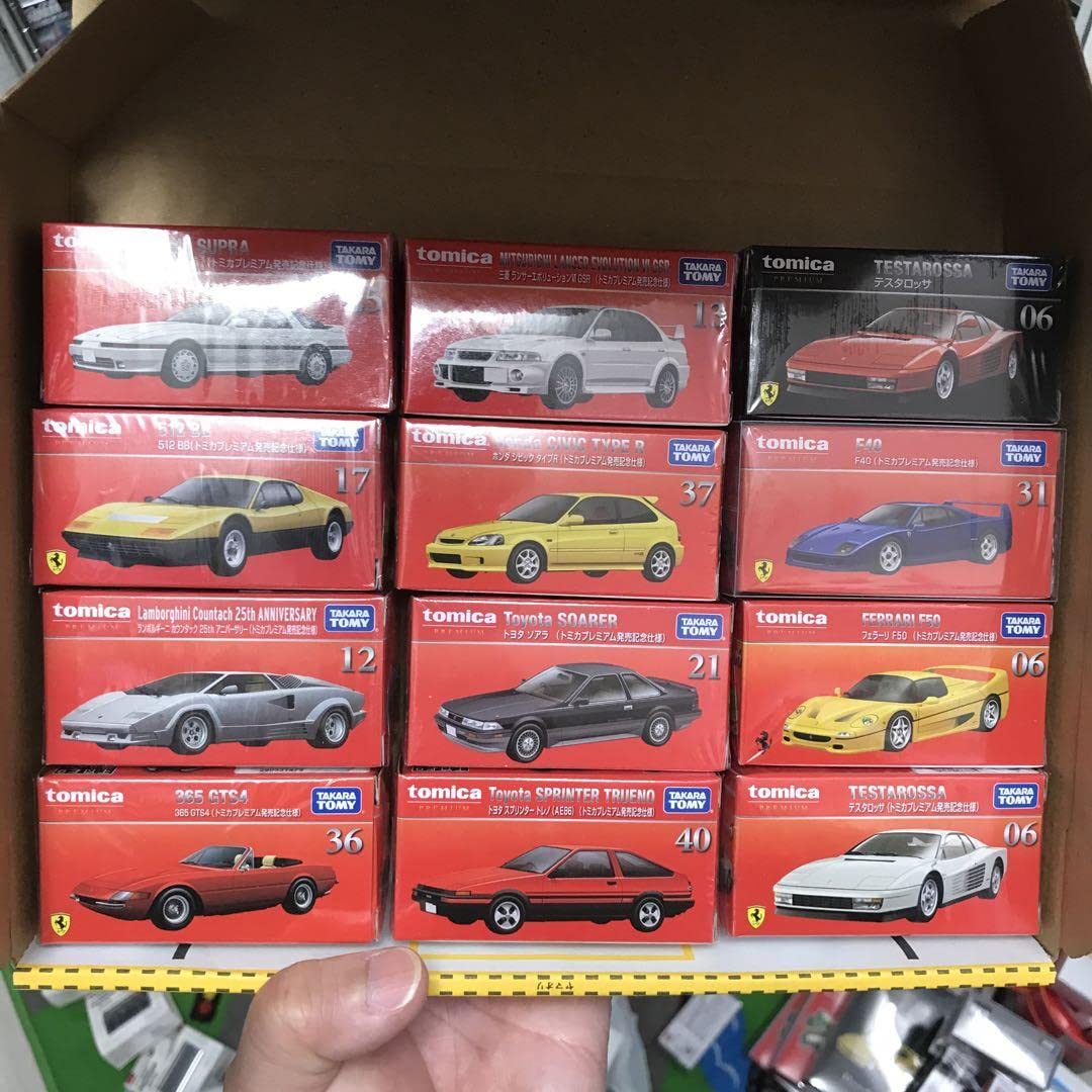 トミカプレミアム12台セット 2503006559612041_01_6721w.jpeg