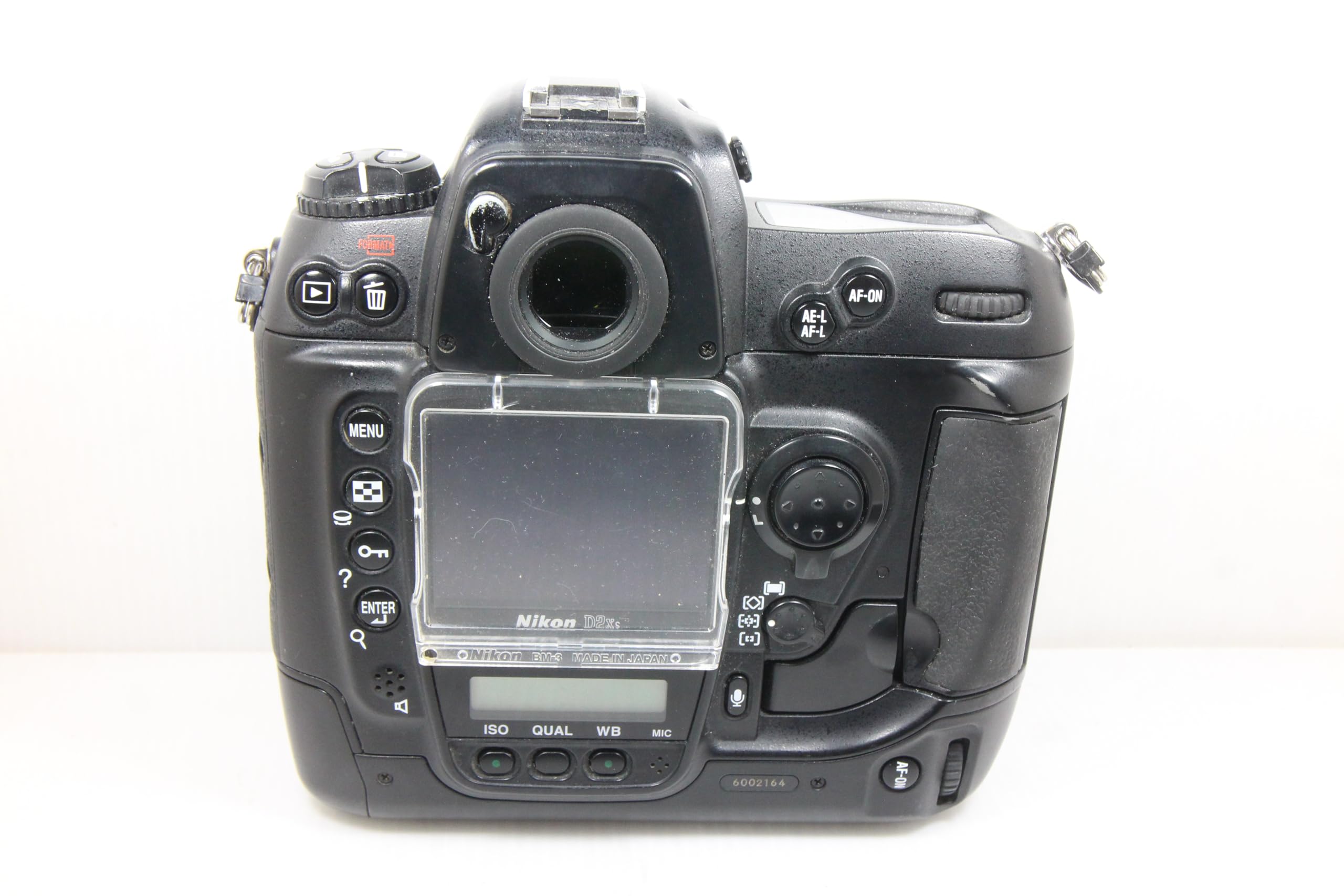 Nikon D2x デジタル一眼レフ 81FXYxV8dNL._UF350,350_QL50_.jpg