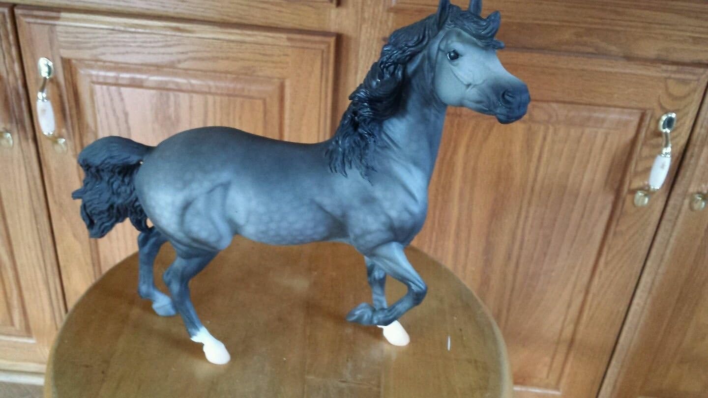 Breyer Custom Hwin gray grey horse