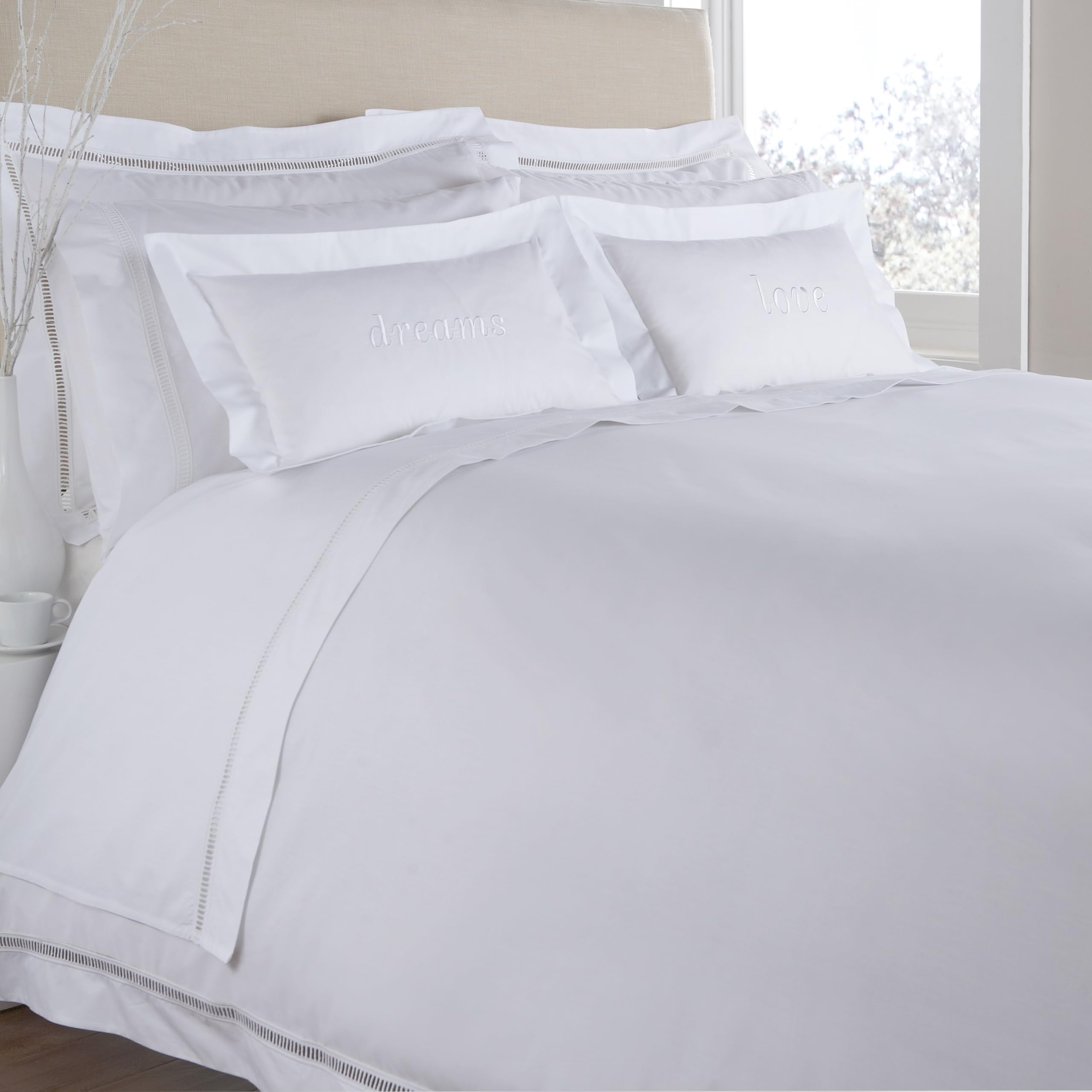 Catherine Lansfield Ajour Duvet Cover Set 240x220+50x70(2)