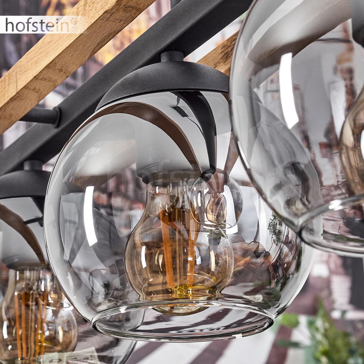 Pendelleuchte Podre, Hängelampe aus Metall/Holz/Glas in Schwarz/Natur/Rauchfarben, Hängeleuchte im Retro/Vintage-Design m. Glasschirmen (Ø 15cm), 4-flammig, Höhe max. 120cm, 4x E27, ohne Leuchtmittel