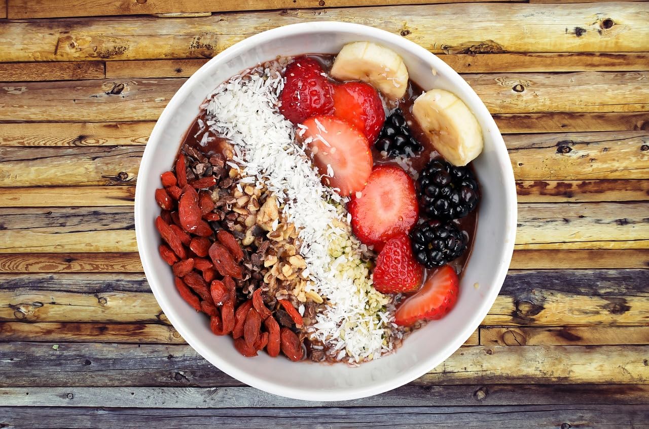 Caramanfruit Bananen-Frucht-Püree - 2x 1kg - intensiv süße pürierte Bananen aus Mittelamerika, frei von Farb- und Konservierungsstoffen, zur Herstellung von Sorbet, Eis, Smoothie, Kuchen, Säften