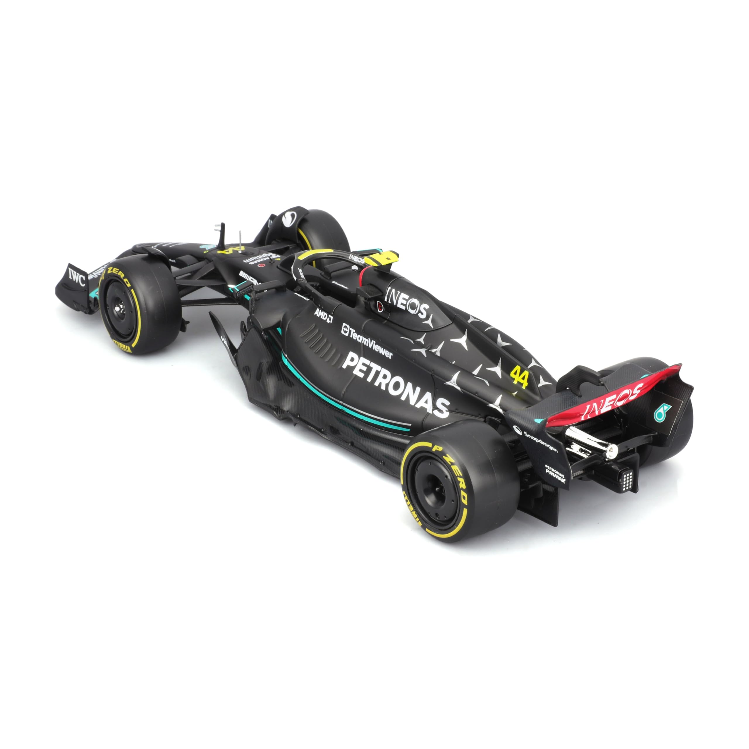 Bburago Mercedes AMG Petronas W14 Lewis Hamilton #44 2023, Realistic 1:24 Scale Model Car and Lewis Hamilton Figure - Image 3