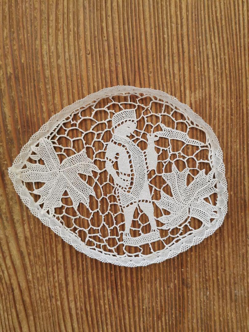 アンティーク ポワンドヴェニスレース ブラーノ島ドイリー