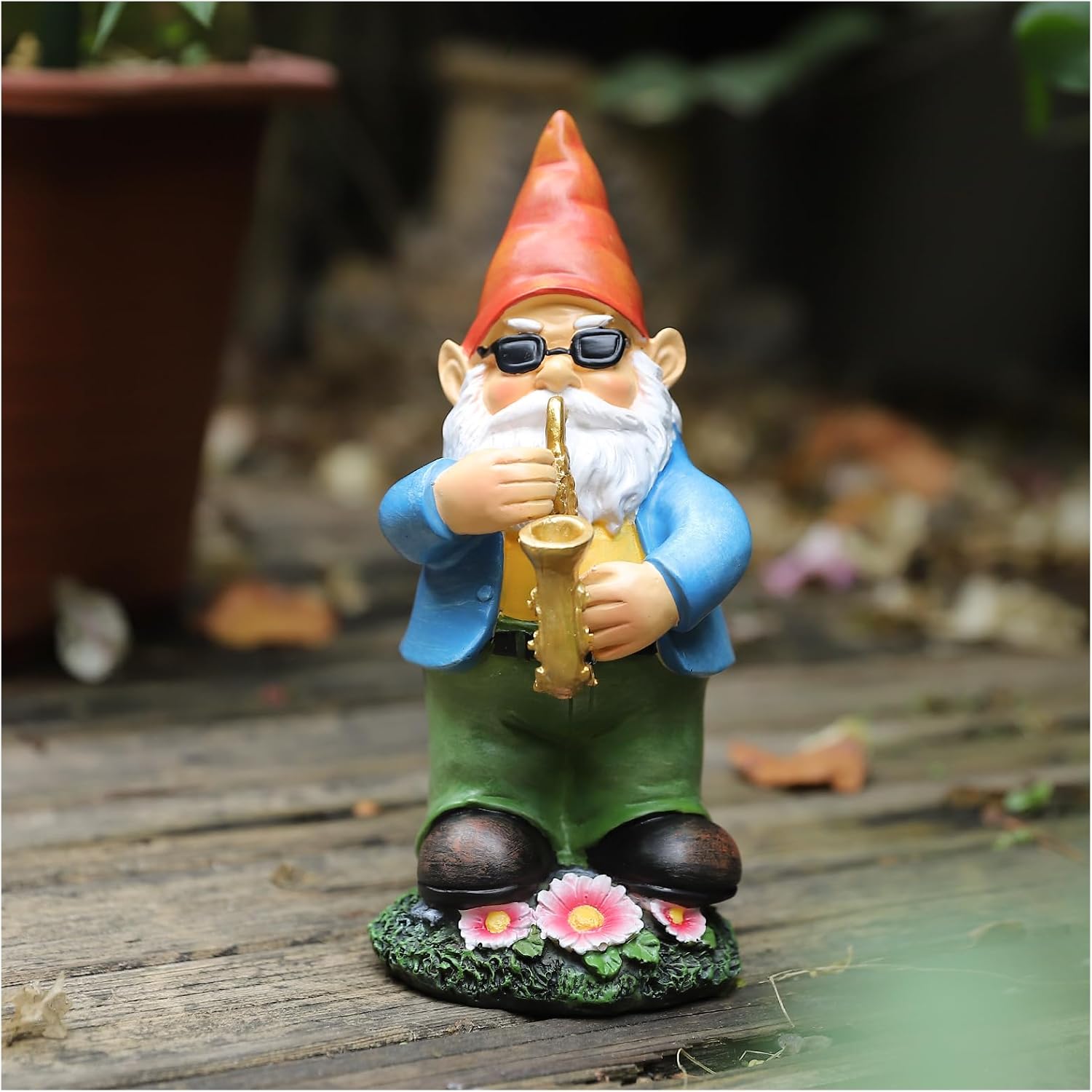 9.5" Garden Gnome Statue with Saxophone, Funny Resin Gnome Figurine with Sunglasses, Perfect for Porch, Balcony, Garden Decor, Gnome Statue for Dad, Husband, Men, Father’s Day, Birthday Gift