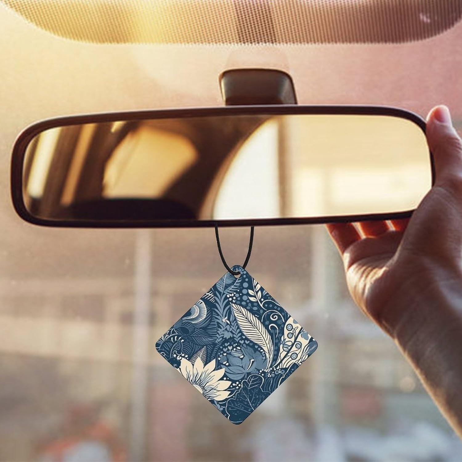 Car Air Fresheners 5 Pcs Hanging Air Freshener for Car Jungle Leaves Pattern Hanging Scented Cards Air Freshener Aromatherapy Tablets Lavender Hanging Air Freshener for Car Rearview Mirror
