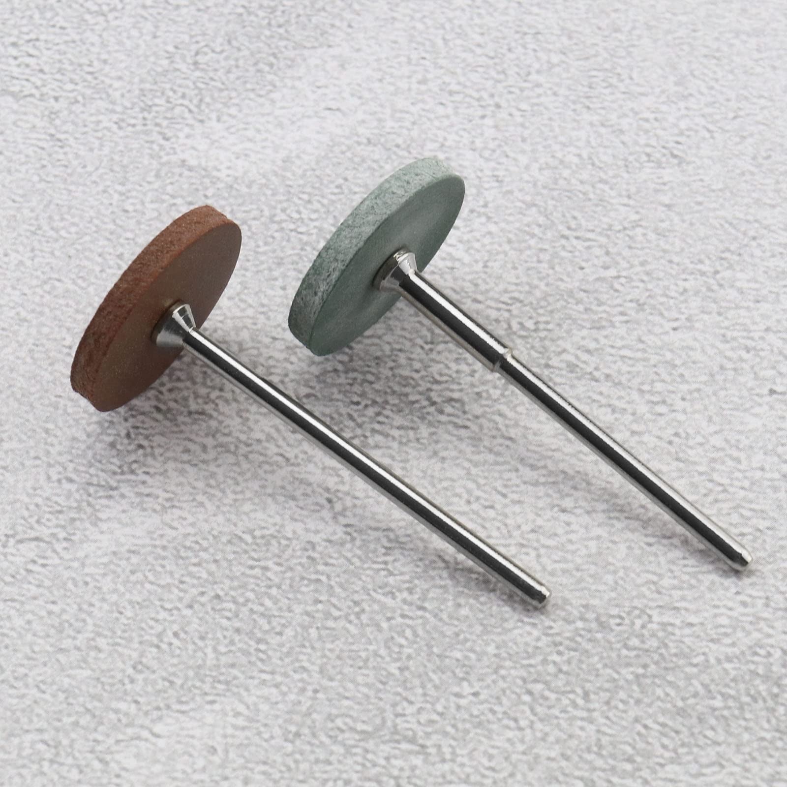 EMSea Set di 46 ruote di lucidatura, 20 ruote di lucidatura in gomma di silicone, 20 particelle di lucidatura e 6 aste di mandrino per fabbricazione di gioielli lavorazione del legno