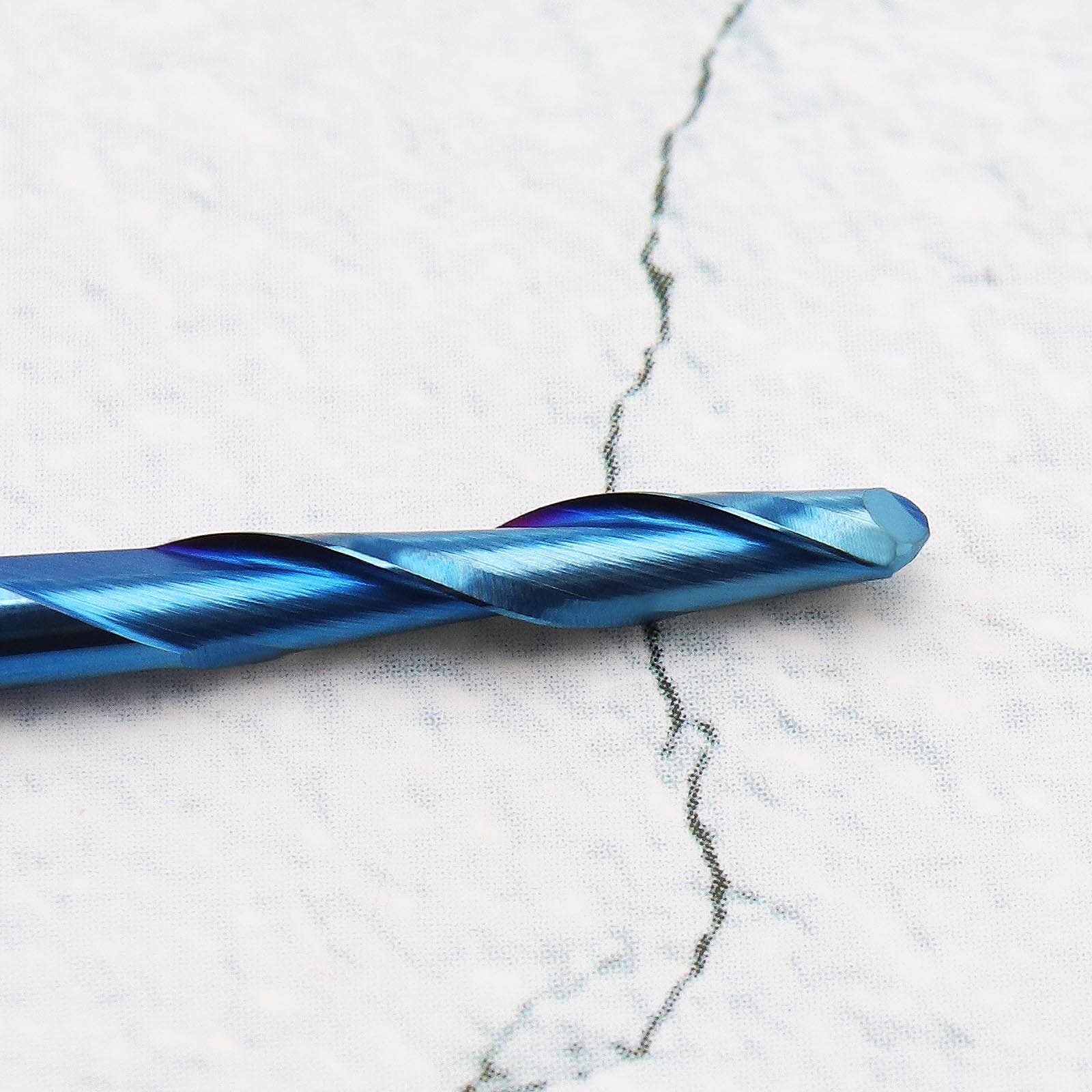 Lot de 10 fraises à bout sphérique CNC 3,175 mm Tige spirale Upcut Design en carbure de tungstène Nano Revêtement bleu avec boîte