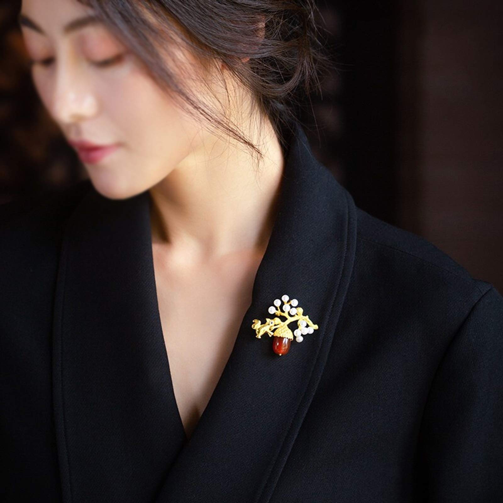 Broszka Pin dla kobiet mężczyzn Szyszka Broszki Retro Temperament Karneol Perła Stanik Kardigan Ubrania Akcesoria Szpilki Wesele Biżuteria Prezenty dla żony Ślub Urodziny