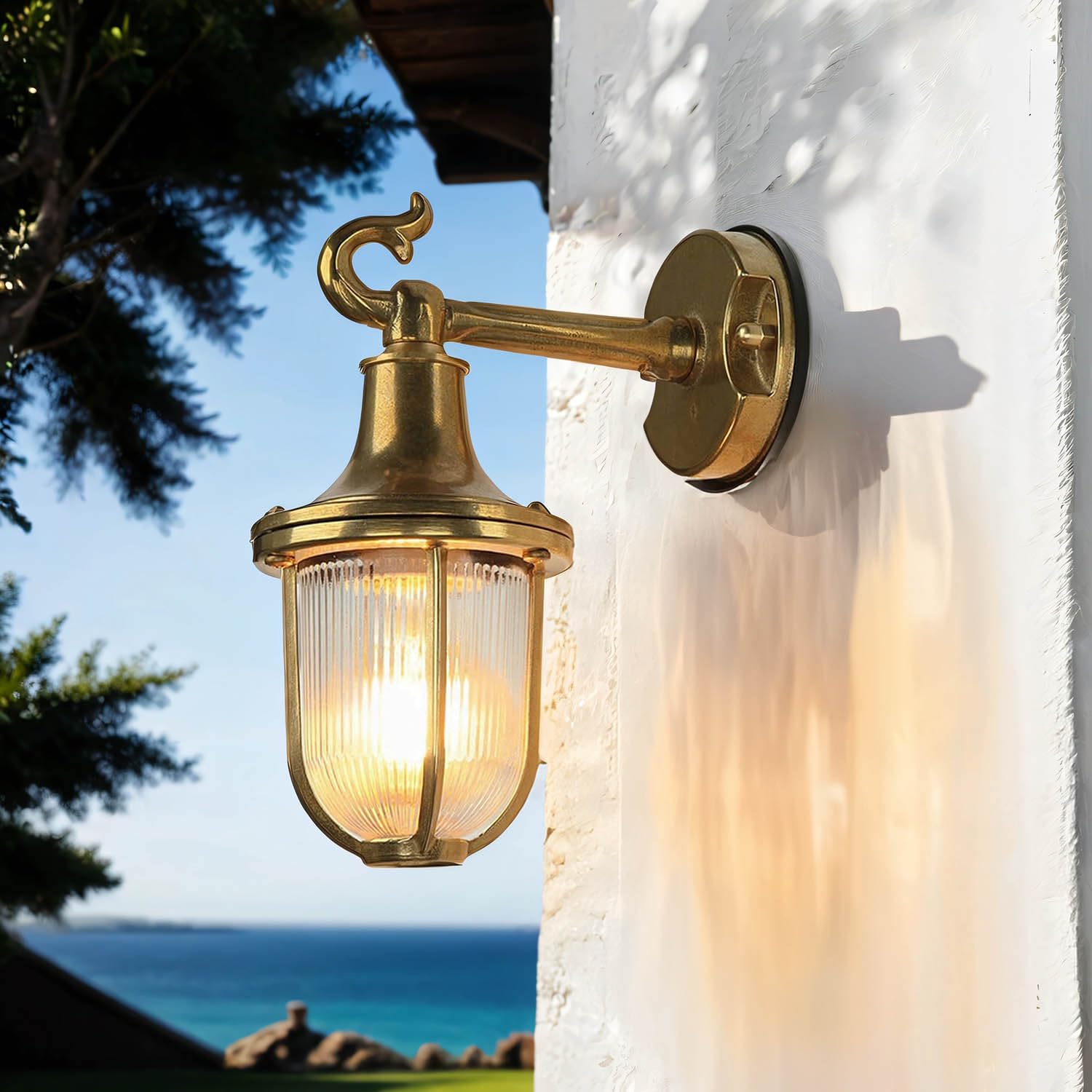 Licht-Erlebnisse Wandleuchte Außen Messing Riffelglas IP64 E27 Maritim wetterfeste Hoflampe Haustür Balkon