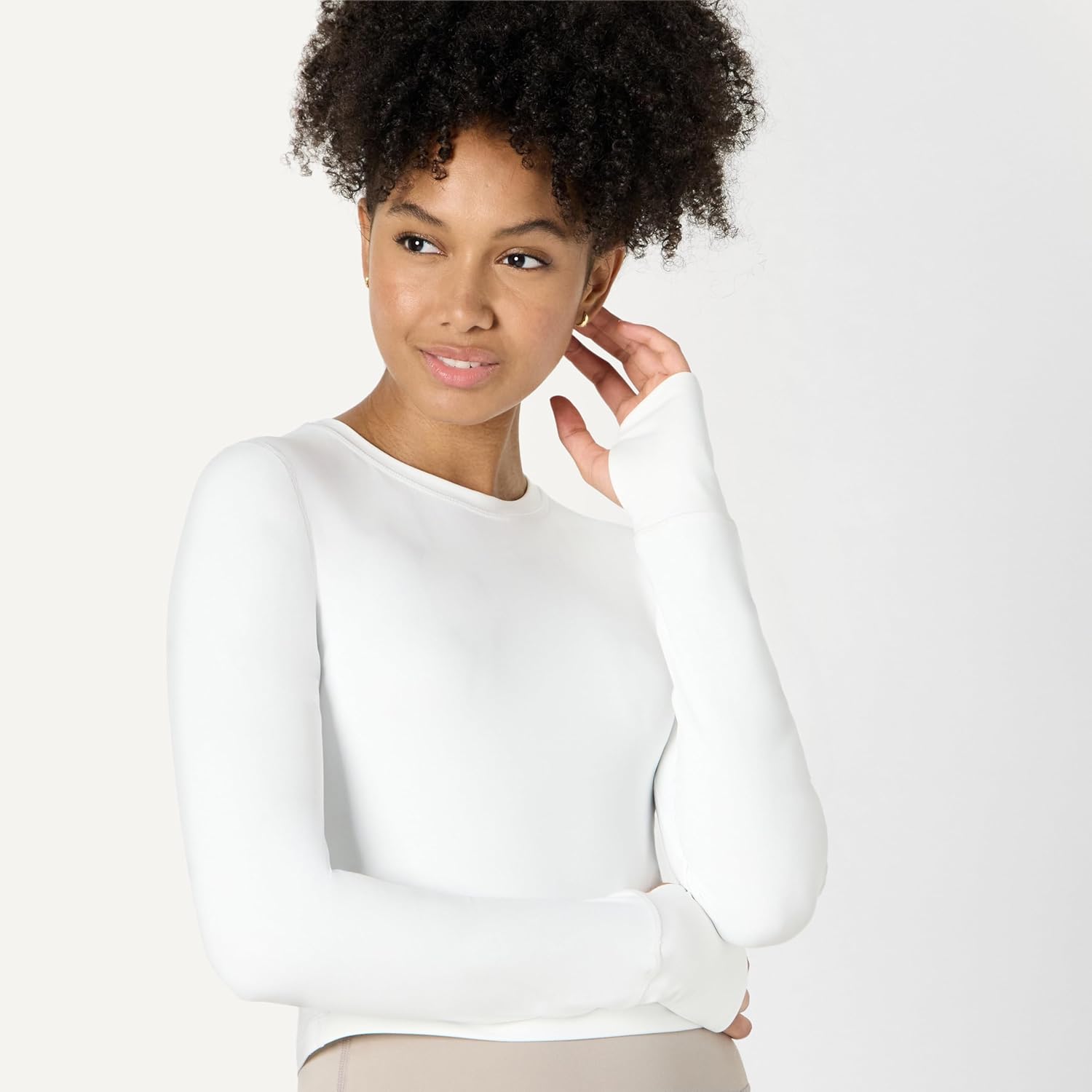 Amazon Essentials Women's Active FormFlex Buttery Soft Long Sleeve Slim Fit Crop Layering Workout Top - Image 3