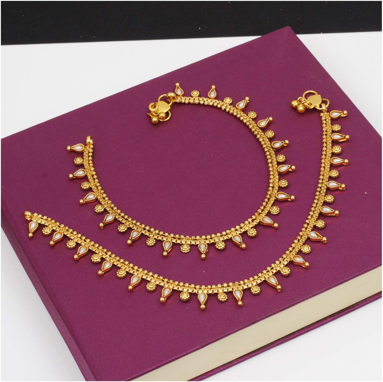 Ratna creation SANARA Ethnic Indian Bollywood Gold Plated Pearl Stone Wedding Ankle Chain Payal Ghungroo Anklet Bridal Jewelry