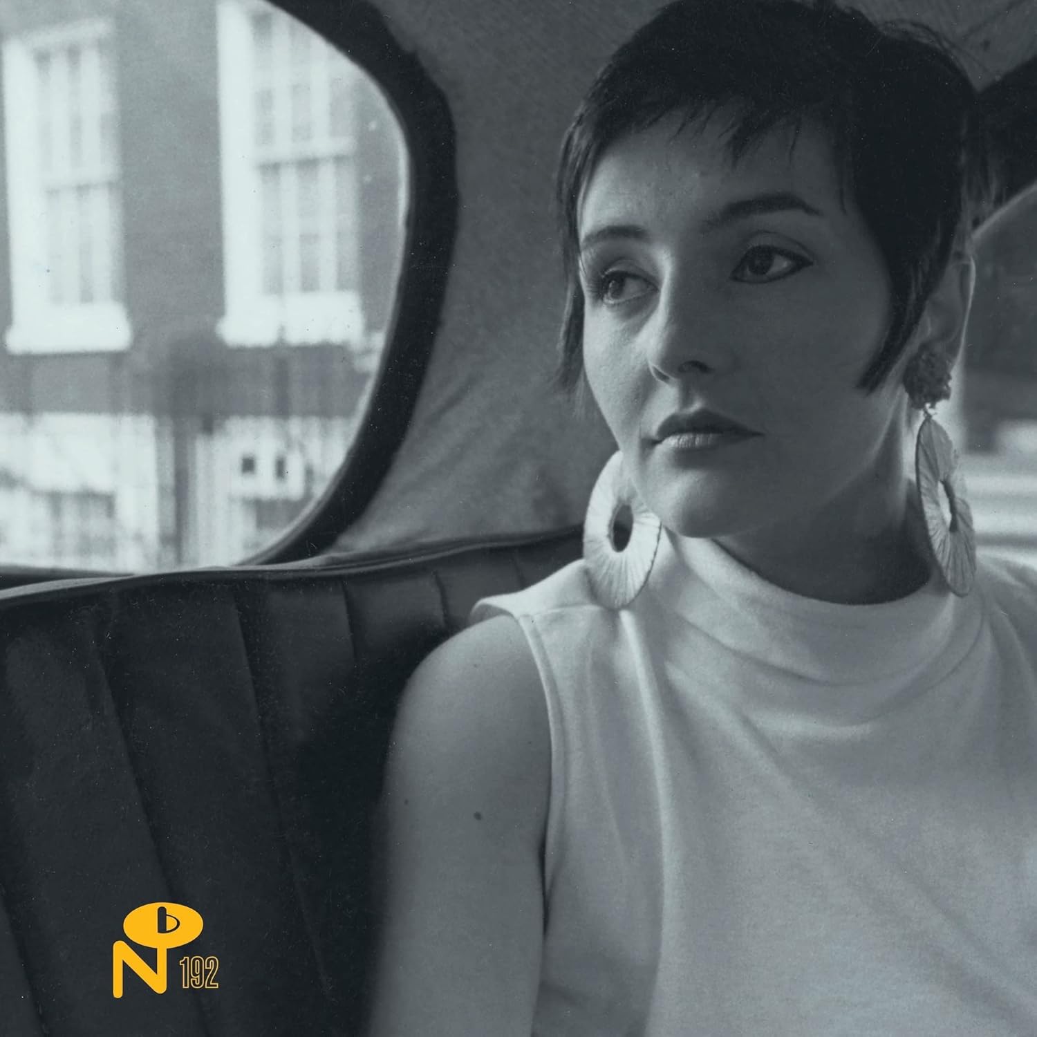 En Cavale por Isabelle Antena — capa do álbum