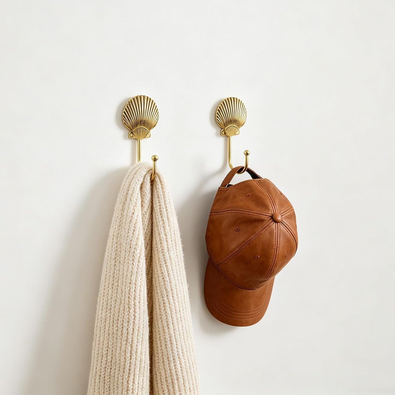 4 Pcs Seashell Wall Hooks,Metal Decorative Wall Hooks for Beach or Lake House Decoration (Gold)