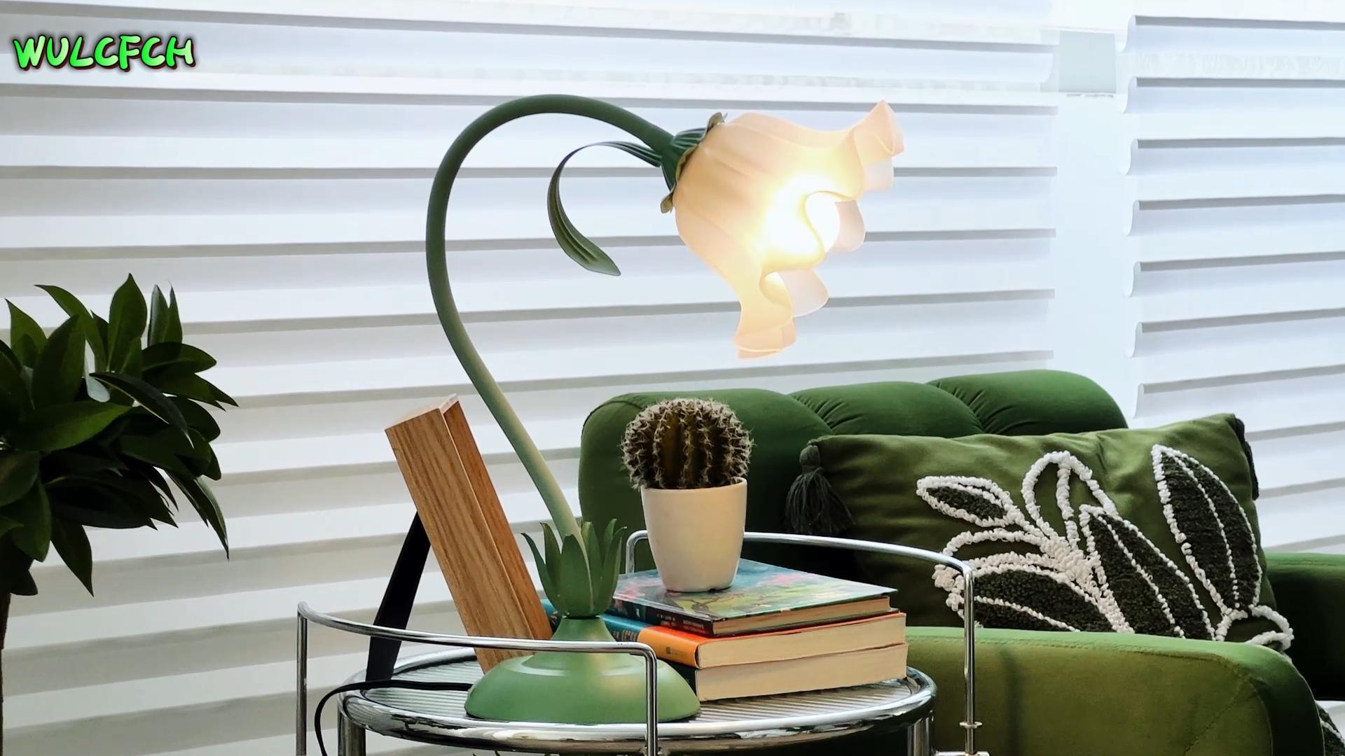 Image of Bedside Table Lamp for Bedroom, Vintage Flower Table Lamps, LED Reading Light 3 Color Modes Bedside Lamps, Nightstand Lamp Kawaii Desk Lamps for Bedroom Living Room Home Decoration(Green lamp)