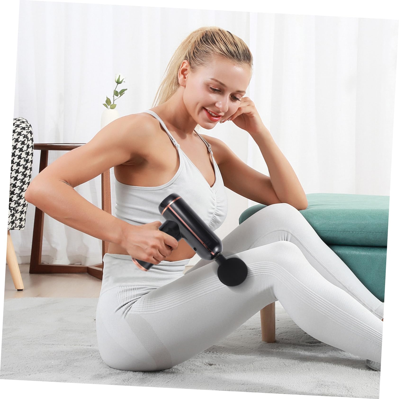 Abaodam Pistola Massaggio Muscolare Profonda Rilassamento Muscolare Portatile USB 4 Testine Massaggianti per Yoga e Viaggi 1800mah Nero