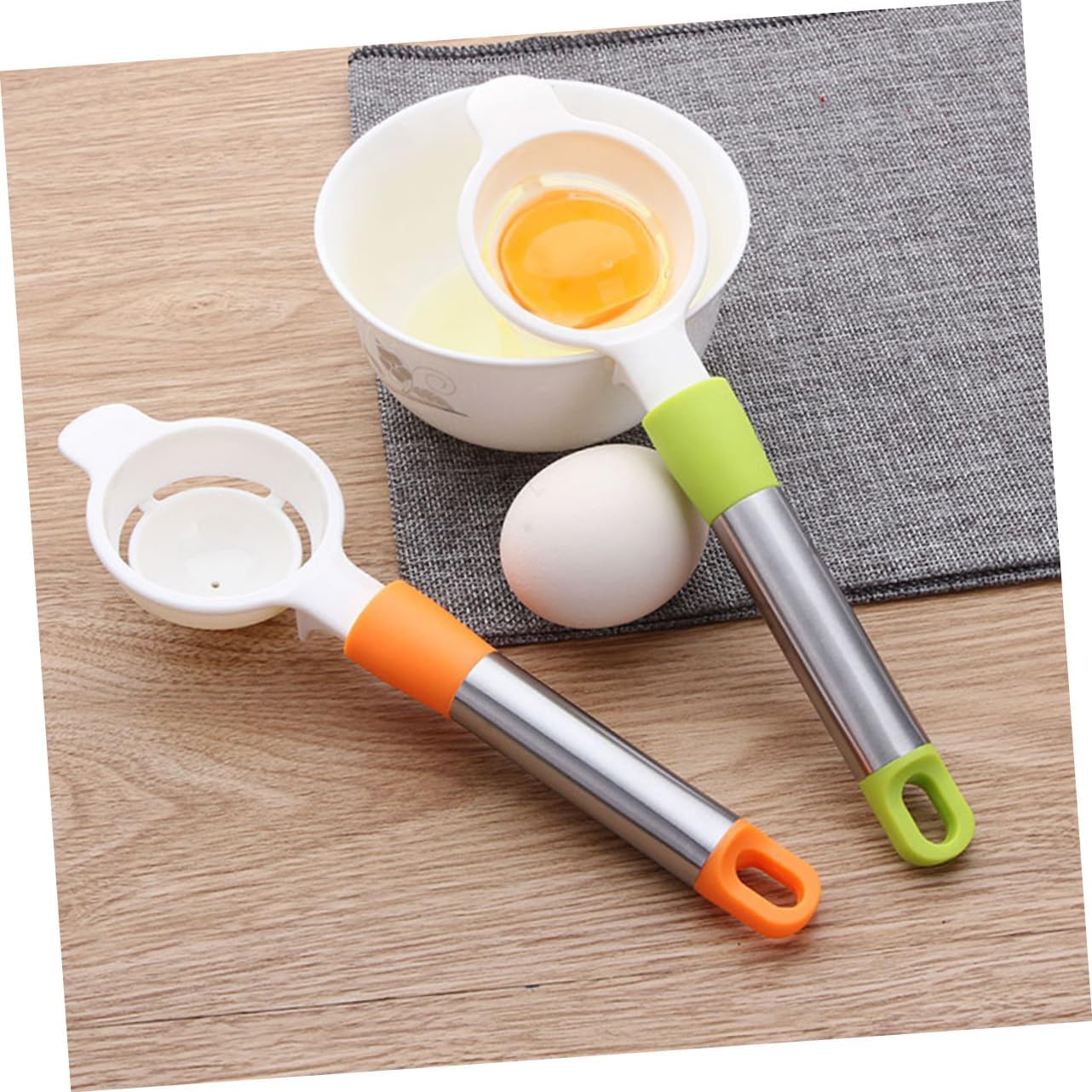 MAGICLULU 2pcs Egg Yolk Separator Tool White Egg Separator for Cooking Baking Yolk Extractor Divider Gadget Random Color