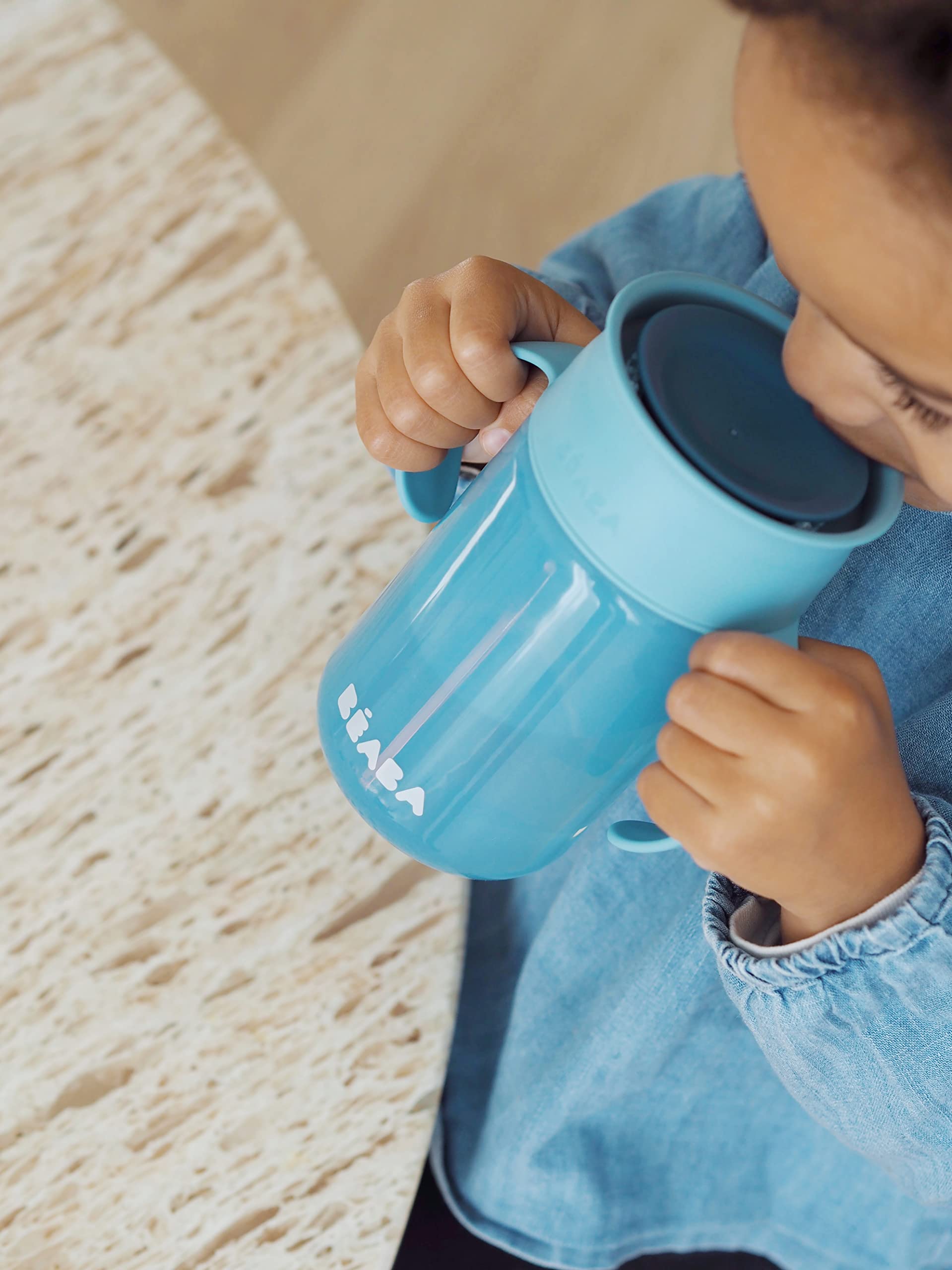 Béaba, Tazza di apprendimento 360° con disco antigoccia, sistema brevettato anti-fuga, da 12 Mesi, manici rimovibili, con coperchio igienico, solido e leggero, 340 ml, blu