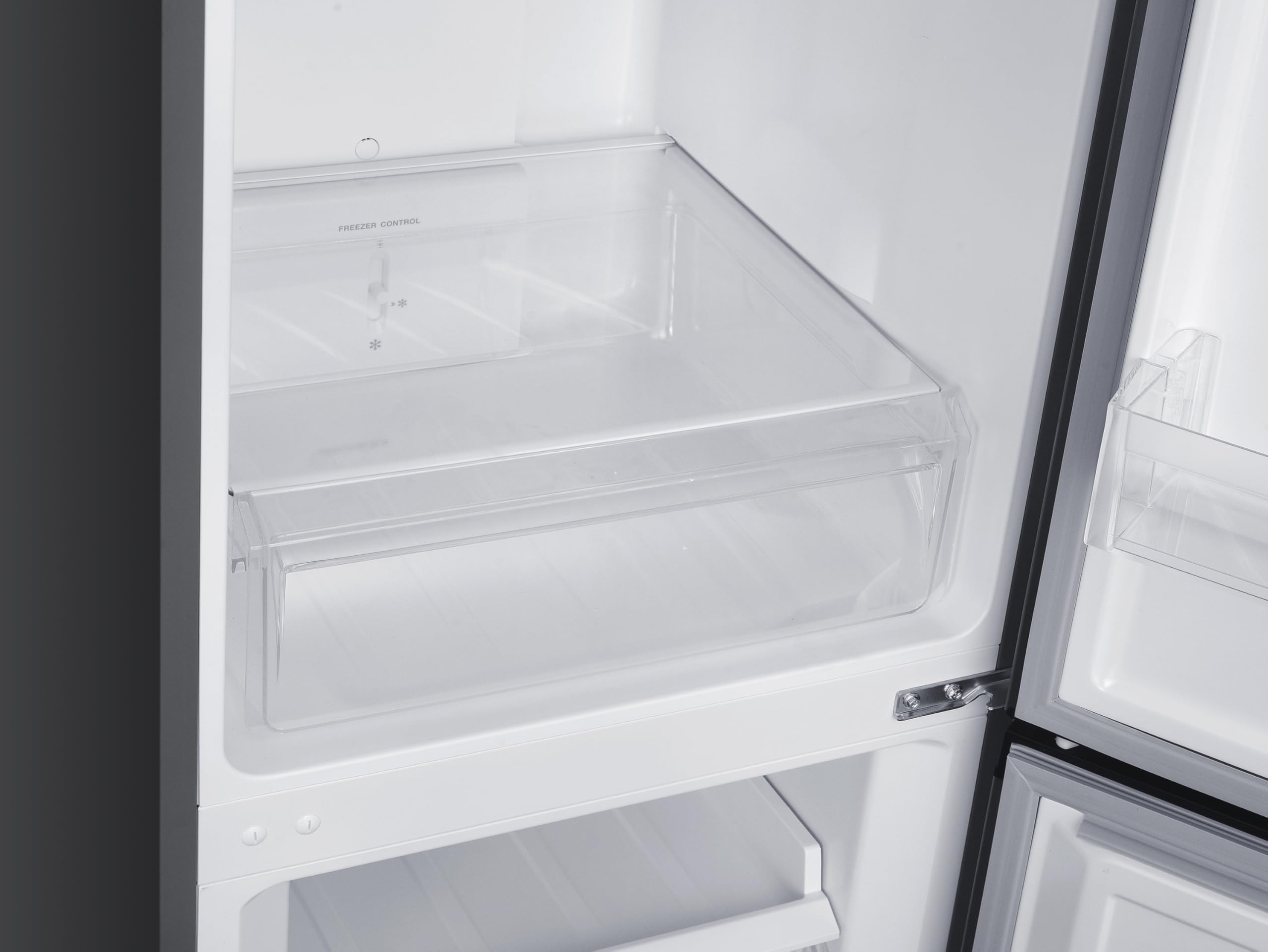 homeX Kühlschrank mit Gefrierfach No Frost, Kühl-Gefrier-Kombination freistehend, groß - 253 Liter, Super-Frost-Funktion, leise Kühlgefrierkombi, EEK C, Kühl Gefrierkombination, silber, CFSN2531C-S