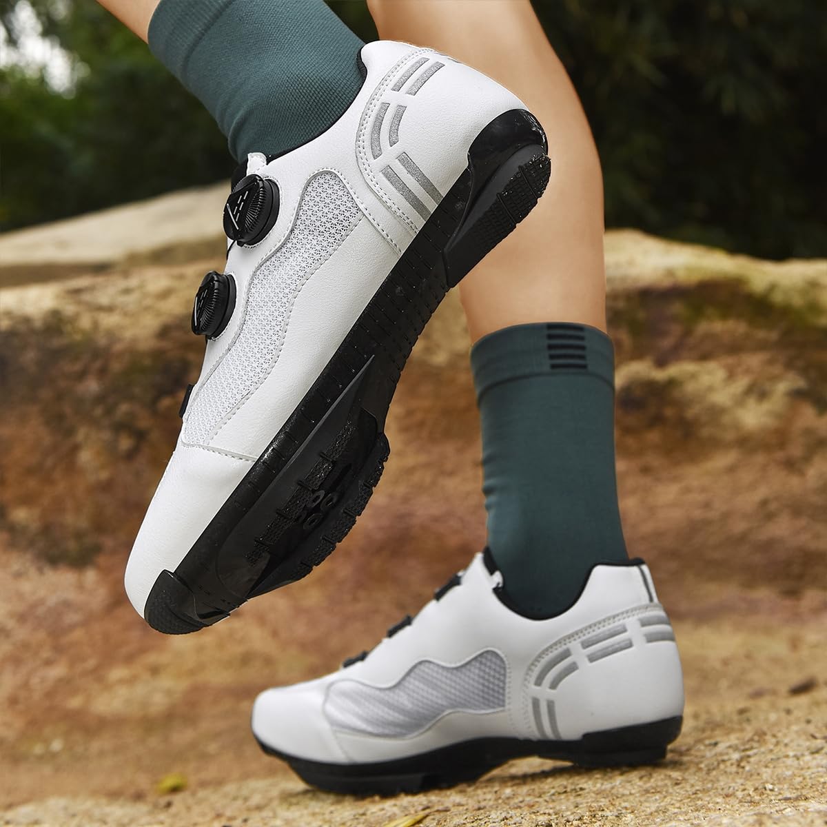 Zapatillas de Ciclismo Montaña Exterior para Hombre Zapatos Bicicleta Respirables Antideslizantes Unisex Adulto Compatible con SPD Pedales 2 Tornillos con Calas
