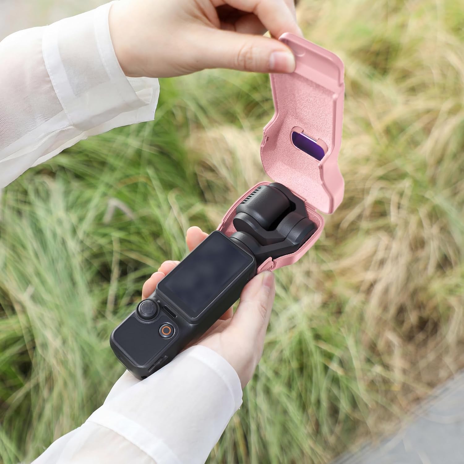 AMAZEAR Gimbal Screen Protective Cover for DJI OSMO Pocket 4/3/Xtra Muse, Pocket4 Accessories Portable Lens Cap Hard Case with Soft Lining for Carry/Protection/Storage, Quick Open/Close, Light-Pink