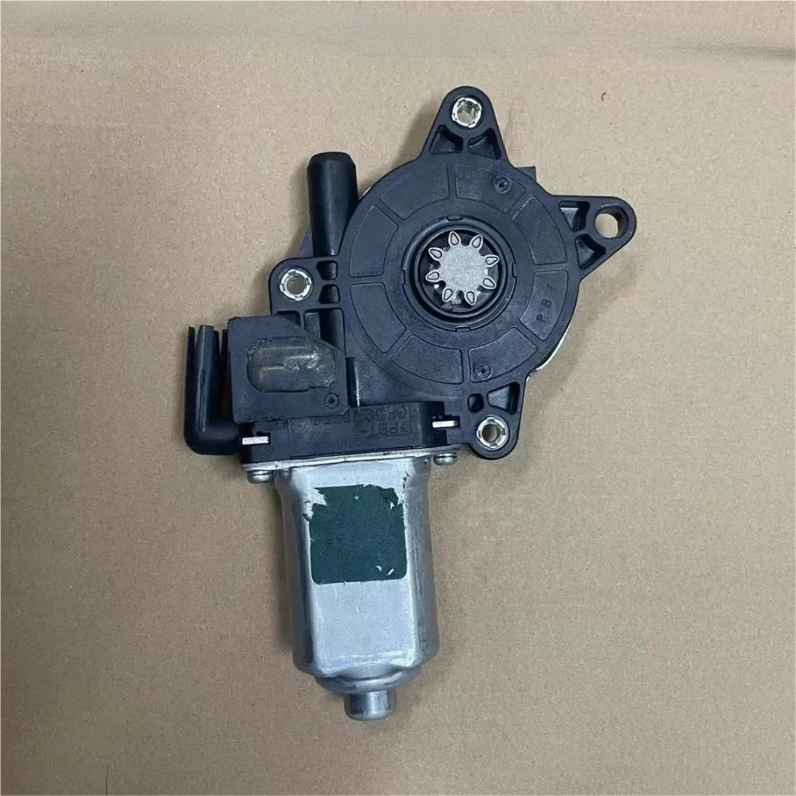 Moteur d'actionneur de verrouillage pour coffre de Infiniti FX35