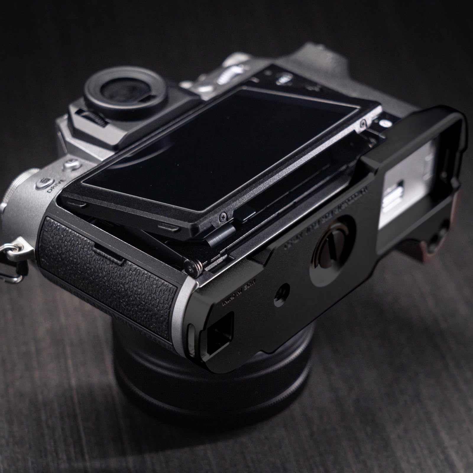 Snapklik.com : Iborrys L-Shaped Camera Handle Compatible